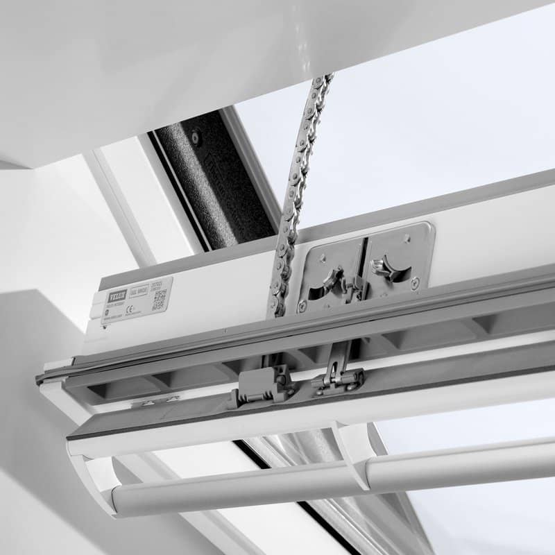 Image for VELUX White Painted INTEGRA GGL UK04 206030 Solar Noise Reduction Roof Window 134x98cm