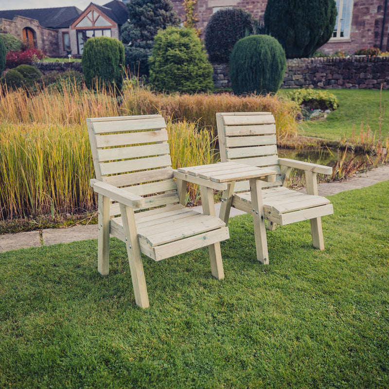 Churnet Valley Clover Love Seats with Straight Tray