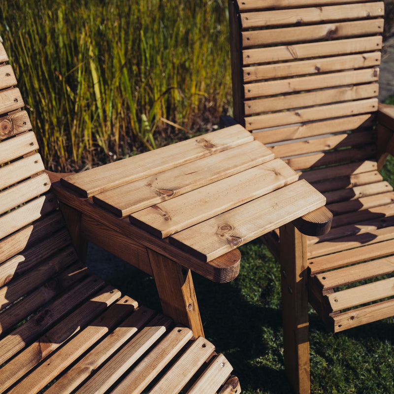 Churnet Valley Love Seat Angled