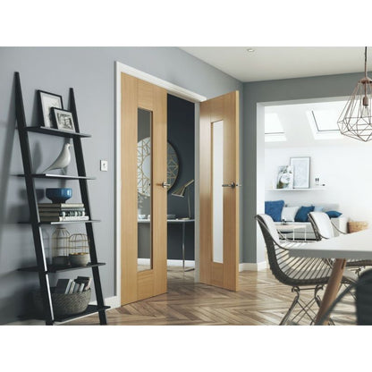 JB Kind Axis Oak Glazed Pre-Finished Internal Door 1981 X 686 X 35mm