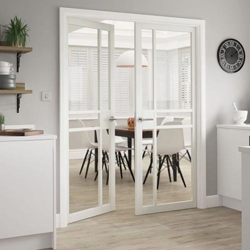 JB Kind City White Painted Clear Glazed Internal Door - 1981 x 762 x 35mm (78 x 30in)