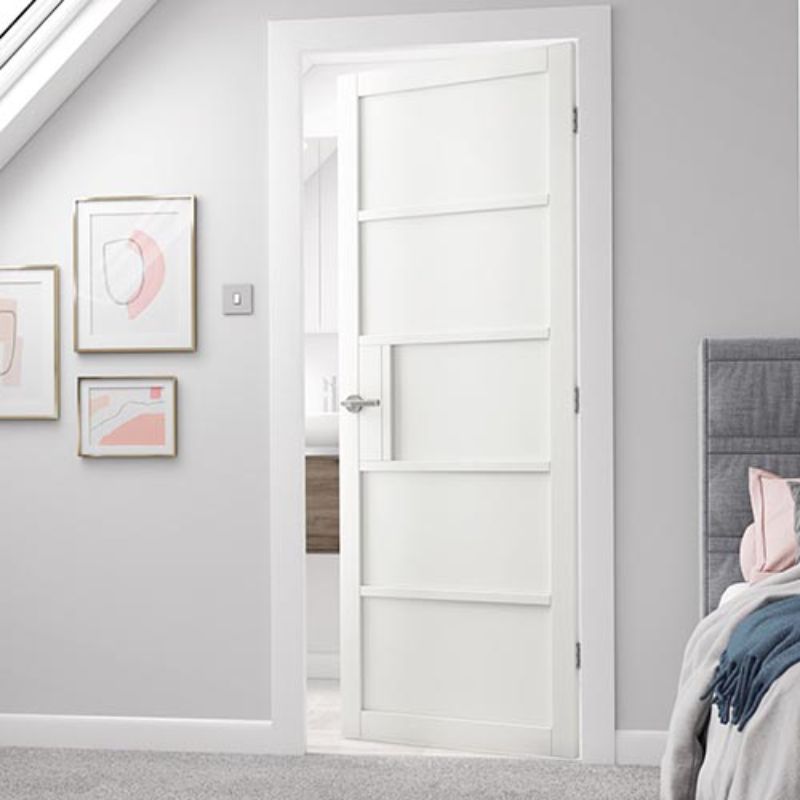 JB Kind Metro White Painted Internal Door - 1981 x 686 x 35mm (78 x 27in)
