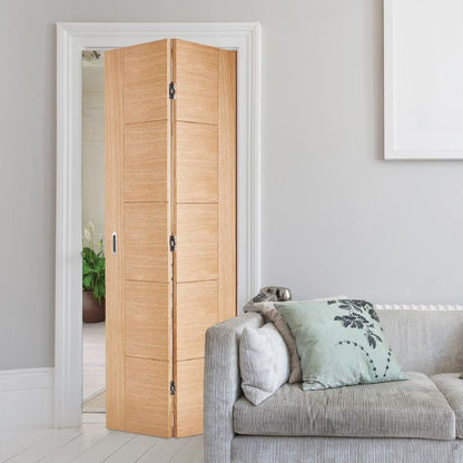 LPD Vancouver Oak Internal Pre-Finished Bi Fold Door-78in x 30in x 35mm (1981 x 762mm)